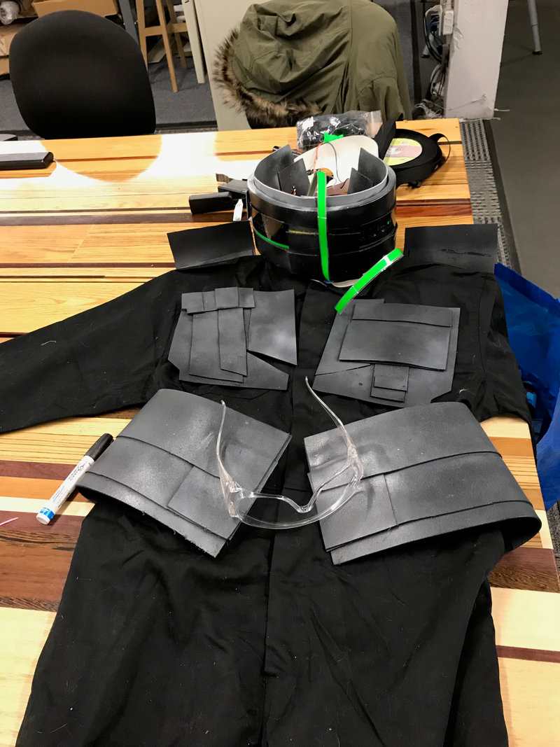 Illustration for article titled CospLAZY: So You Wanna Be a Robot? (K1-b0 Build Log and Tutorial)